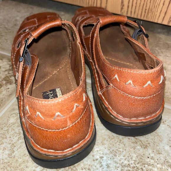 ❌❌❌SOLD❌❌❌Josef Seibel Women’s Brown Leather Square Toe Fisherman Sandals Sz-37 - Picture 2 of 6